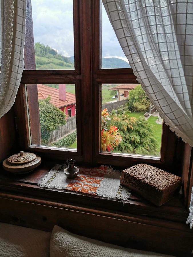 Hadji Neikovi Guest Houses Koprivshtitsa Bagian luar foto
